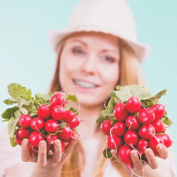 Glückliche Junge Frau Teenageralter Bereit Für Den Sommer Rosa Outfit — Stockfoto