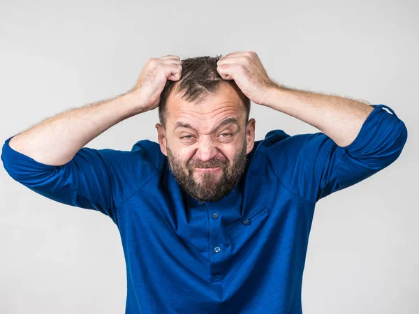 Woedende Bebaarde Volwassen Man Man Die Gek Doet Omdat Hij — Stockfoto