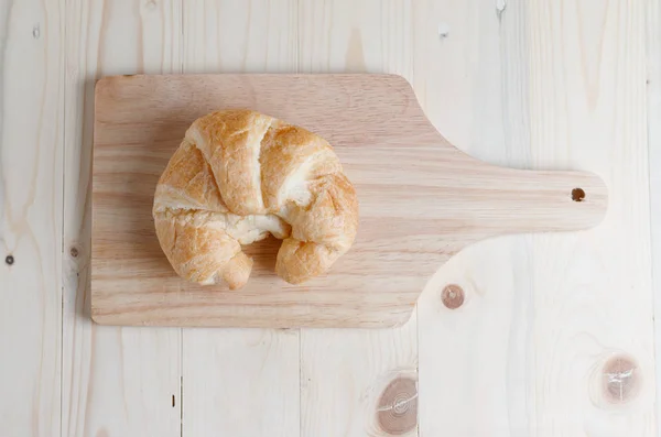 Croissant Tábua Corte Coloque Mesa Madeira — Fotografia de Stock