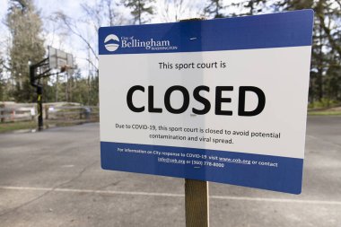 Bellingham, Washington ABD - 29 Mart 2020: Spor Basketbol Mahkemesi Kapalı İmza Coronavirus Covid-19 Sosyal Mesafe Protokolü