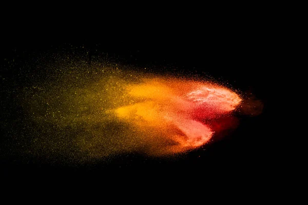 Oranje Rode Poeder Explosie Zwarte Achtergrond Oranje Rode Kleur Stof — Stockfoto