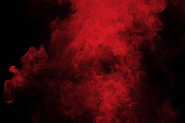 Siyah arkaplanda soyut kırmızı duman. Kırmızı renk bulutları.