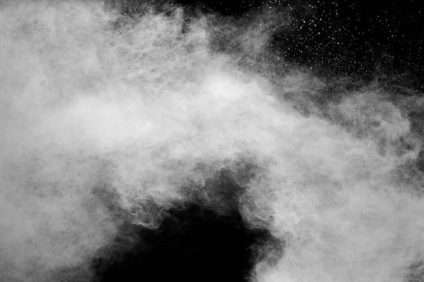 Zamrozić Ruch Cząstek Białego Pyłu Czarnym Tle Biały Proszek Chmury — Zdjęcie stockowe