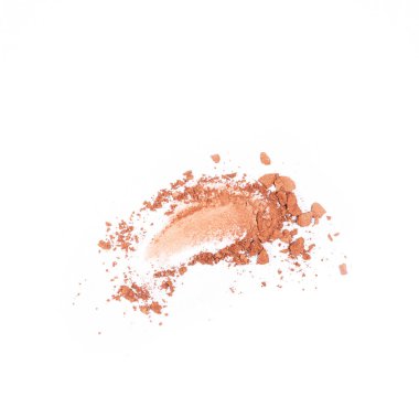 Beyaz arkaplanda izole edilmiş bej ezilmiş göz farı.