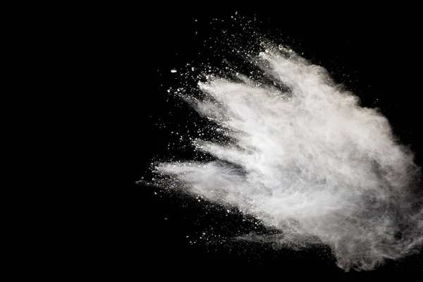 Beyaz Toz Patlaması Siyah Zeminde Izole Edildi Beyaz Toz Parçacıkları — Stok fotoğraf