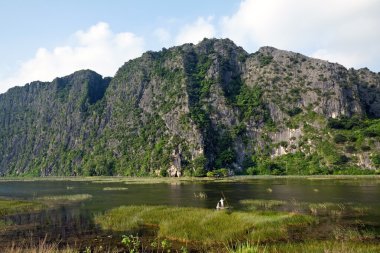  Karasal halong bay, Trang teknede turistik bir, Ninh Binh, Vi