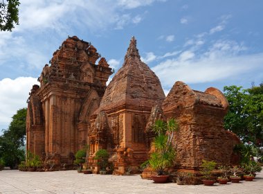 Cham Tower - Vietnam antik mimari