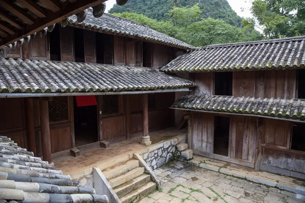 H mong Ha Giang, Vietnam için Kral Sarayı