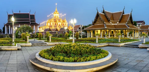 Wat Ratchanadda,At night. — Stock Photo, Image