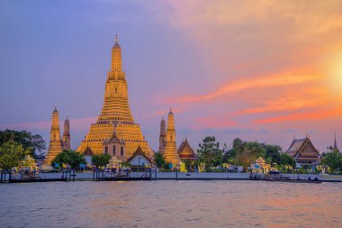 Wat Arun, Tayland 'da Bangkok' ta bir Budist tapınağıdır..