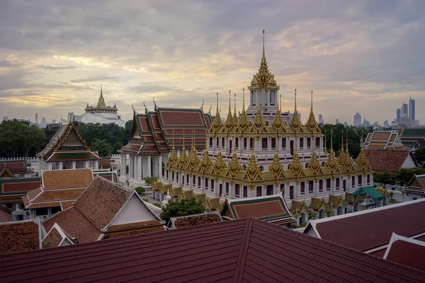 Wat Ratchanadda in Thailand. — Stockfoto