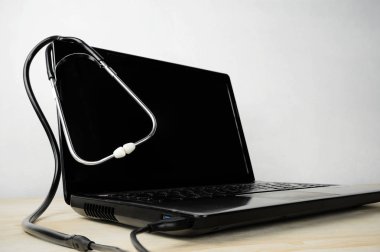 Stetoskop kulaklığa bağlı, USB..