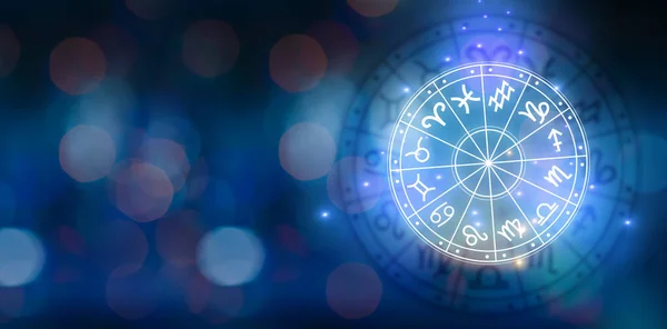 Burç dairesinin içinde burç işaretleri var. Astroloji gökyüzünde birçok yıldız ve ay ile astroloji ve burçlar kavramı