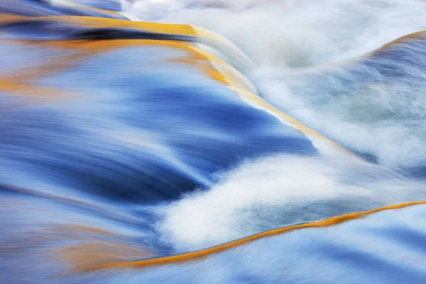 Abstraktní Krajina Presque Isle River Peřeje Zachycené Pohybem Rozmazané Dikobrazí — Stock fotografie