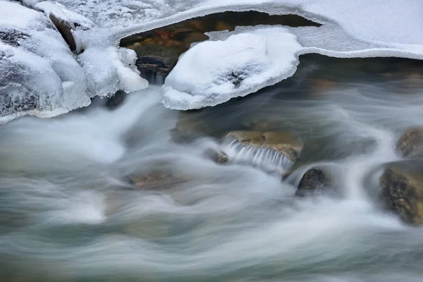 Зимний Пейзаж Клир Крик Захваченный Размытым Движением Скалистые Горы Колорадо — стоковое фото