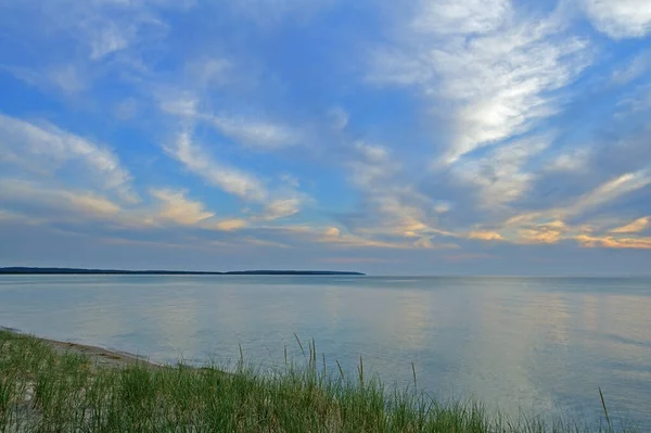 Letni Krajobraz Wybrzeża Jeziora Michigan Sleeping Bear Dunes National Lakeshore — Zdjęcie stockowe