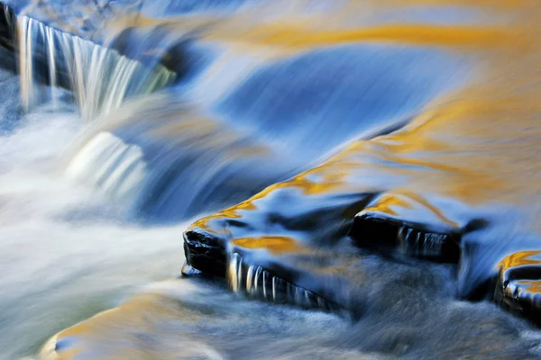 Landscape Presque Isle River Rapids Captured Motion Blur Illuminated Reflected — Stock Photo, Image