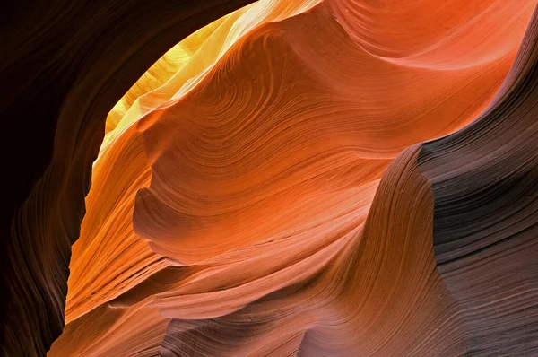 Paesaggio Del Lower Antelope Slot Canyon Incandescente Con Luce Solare — Foto Stock