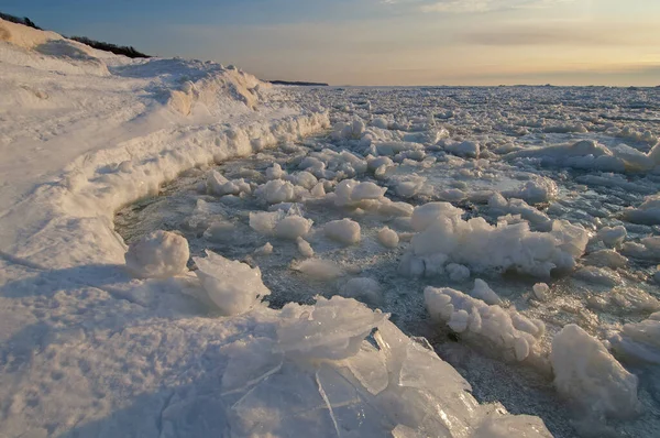Paisagem Inverno Perto Pôr Sol Costa Coberta Gelo Lago Michigan — Fotografia de Stock
