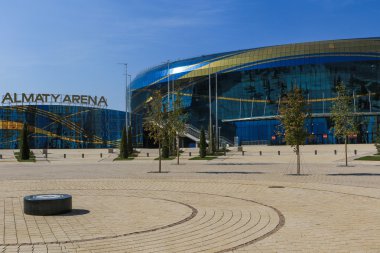 Almatı, Kazakistan - 12 Ekim 2016: Ice arena Almatı Arena Kış Üniversite Oyunları 2017 Almatı şehrinde 2016 yılında yaptırılmıştır.