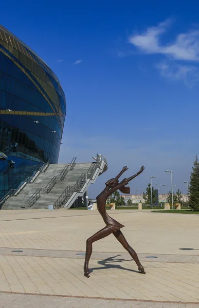 Almaty, Kasachstan - 12. Oktober 2016: Eisarena almaty arena wurde 2016 für die Winter-Universiade 2017 in almaty city gebaut. — Stockfoto