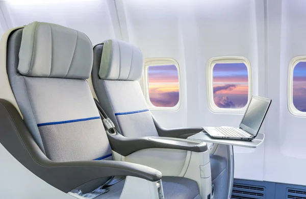 Assentos Vazios Janela Dentro Uma Aeronave — Fotografia de Stock