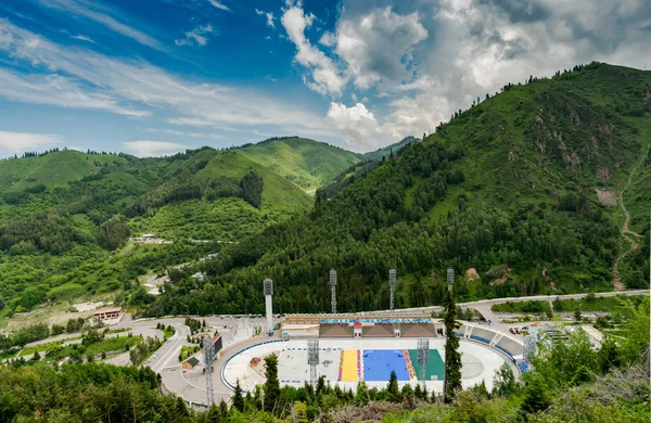 Mountains view from Medeo hole dam, Almaty, Kazakhstan — Stock Photo, Image