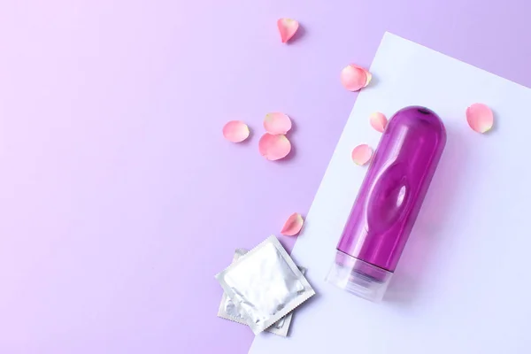 Intimate Lubricant Pastel Background Condoms Intimate Gel — Stock Photo, Image