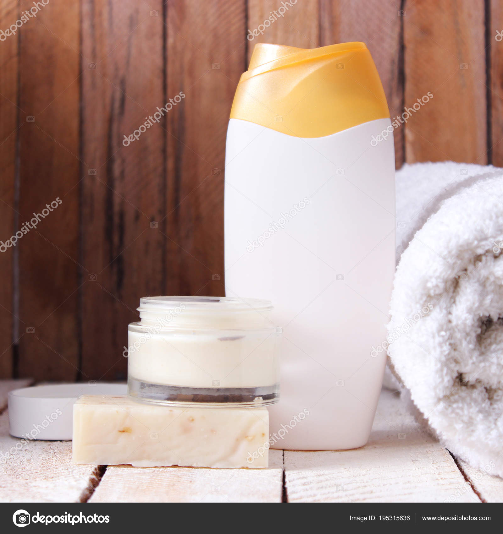 laser knecht Nationaal Shower Accessories Background Wood Towel Soap Cream Shower Gel Shampoo  Stock Photo by ©WhiteBearStudio 195315636