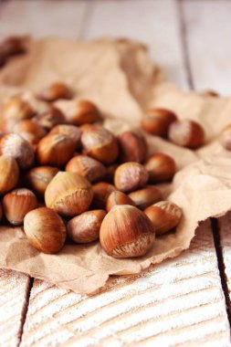 fındık ahşap arka planı. yararlı snack.
