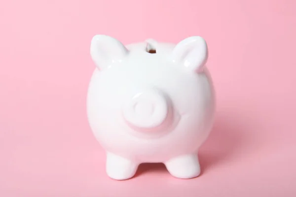 Piggy Piggy Bank Fundo Colorido Conceito Poupar Dinheiro — Fotografia de Stock