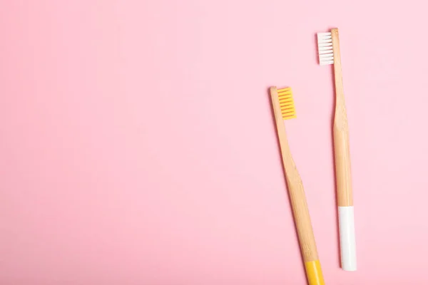 Natural Bamboo Toothbrushes Colored Background Top View Oral Dental Care — Stock Photo, Image