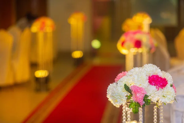 Färgglada papper blommor Bröllop dekoration i traditionella bröllop i Bangladesh. — Stockfoto