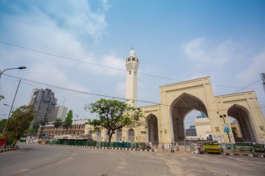 Bangabandhu Meydanı Anıtı etrafındaki yollar Dhaka 'daki hükümet binasındaki kilit altında tutulma nedeniyle boş görüldü..