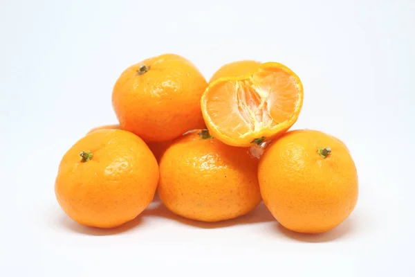 Fresh mandarin oranges on white background — Stock Photo, Image