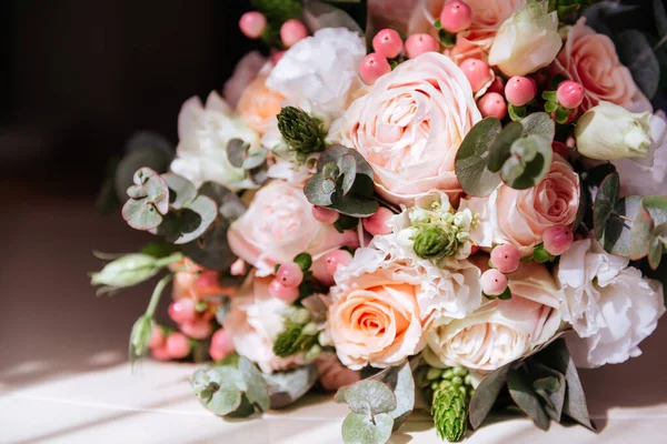 Svatební květiny, svatební kytice closeup. — Stock fotografie