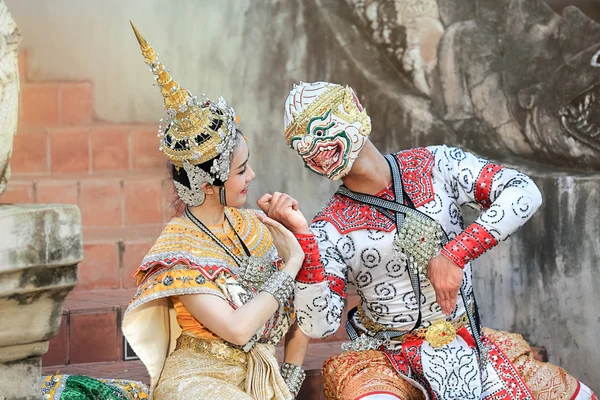 Thajské klasické maskový tanec eposu Ramayana — Stock fotografie
