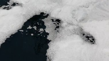 Çünkü su drenaj önce sanayi değil tedavi su kirliliği kanalına.