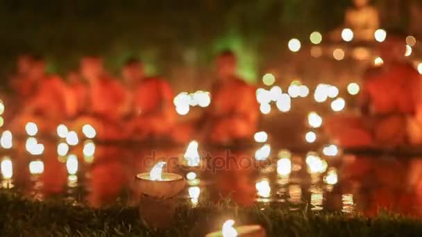 Asalha Bucha gün, Chiangmai Tayland (vurdu raf odak) — Stok video