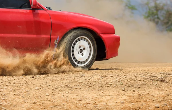 Rally coche en pista de tierra . — Foto de Stock