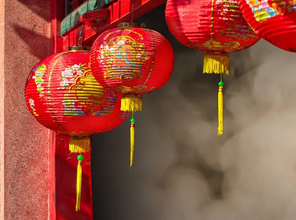 Lanternes de nouvel an chinois dans la ville de Chine. — Photo