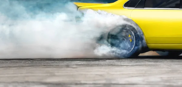 Race drift car burning tires on speed track — Stock Photo, Image