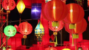 Çin Mahallesi 'nde Çin Yeni Yıl fenerleri süslemeleri