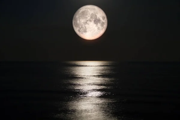 Full moon on sea