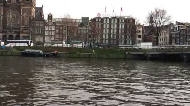 Nederland, Amsterdam, 11 maart 2017. Amsterdamse grachten — Stockvideo