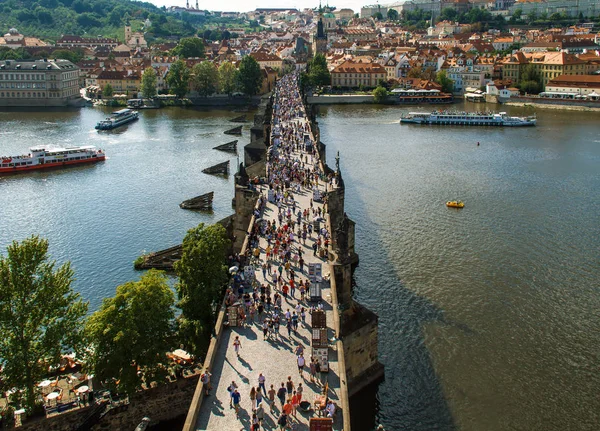 Pargue , wiew of the Lesser Bridge Tower of Charles Bridge — Stock Photo, Image