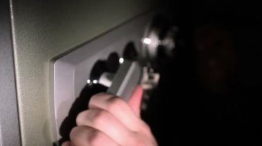 Kilit çelik yüksek atlama