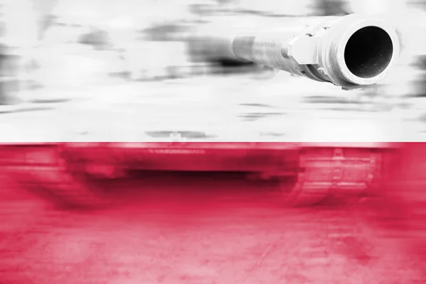 Tema de fuerza militar, tanque de desenfoque de movimiento con bandera de Polonia — Foto de Stock