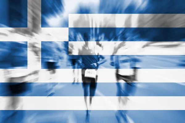 Borrão de movimento de corredor de maratona com bandeira da Grécia de mistura — Fotografia de Stock