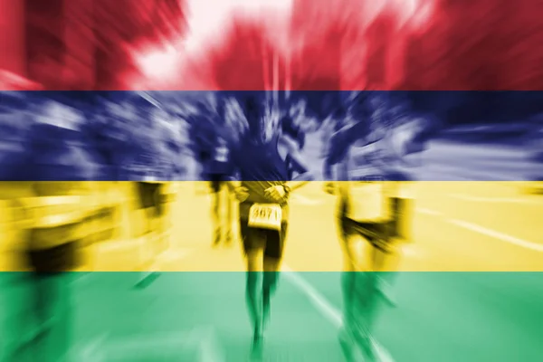 Maraton runner poruszenie z mieszania flaga Mauritiusa — Zdjęcie stockowe